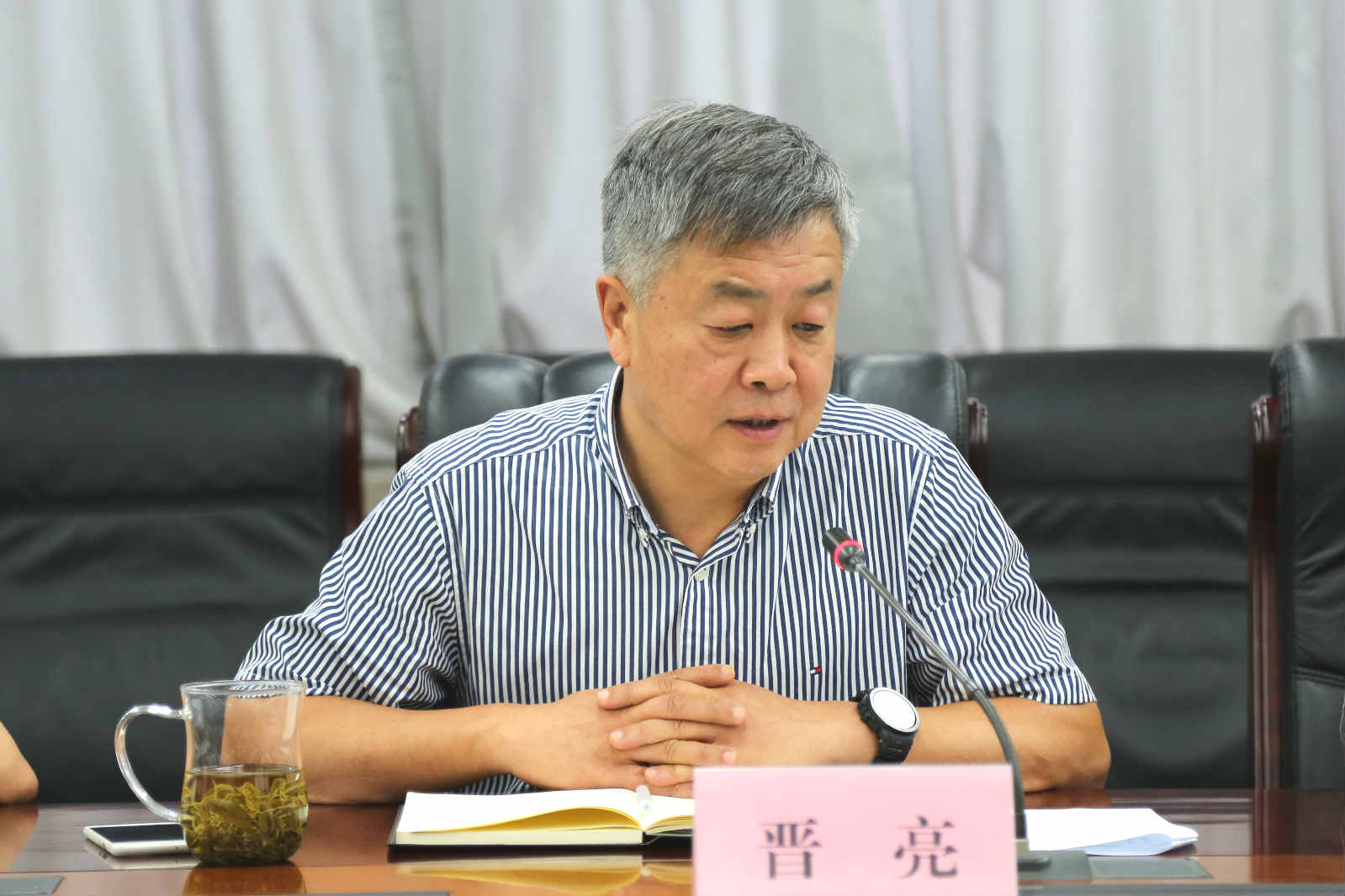 山影集團(tuán)召開2018年上半年工作總結(jié)會 山影集團(tuán)召開2018年上半年工作總結(jié)會